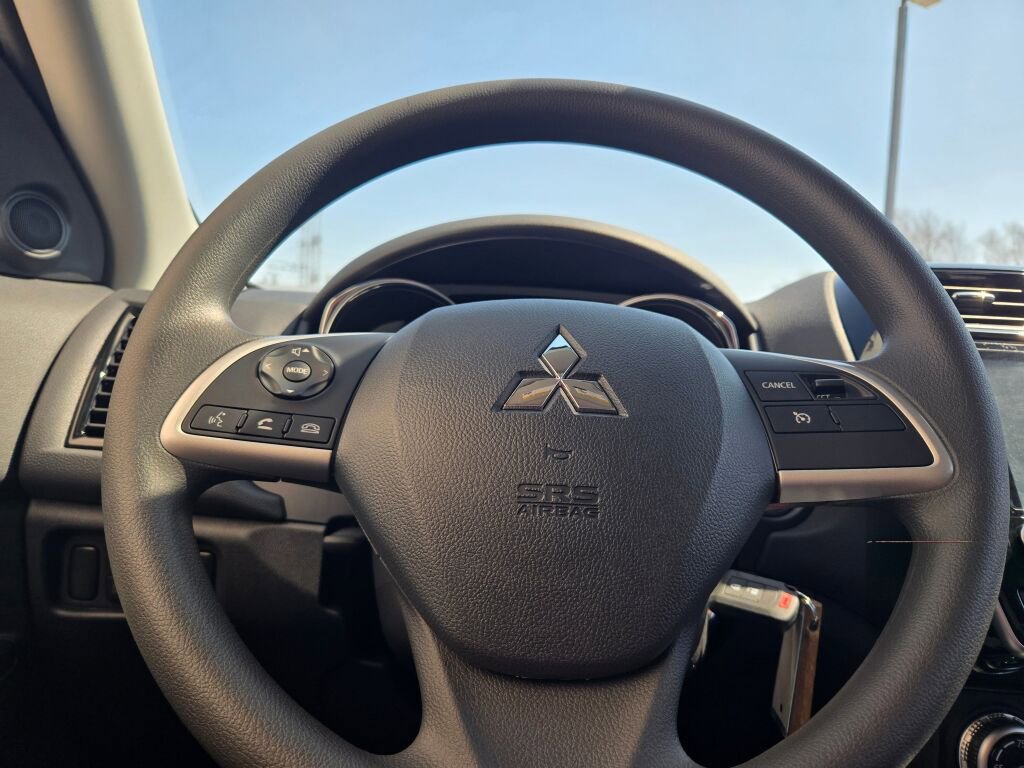 Used 2026 Mitsubishi Outlander Sport ES AWD/4WD image 23