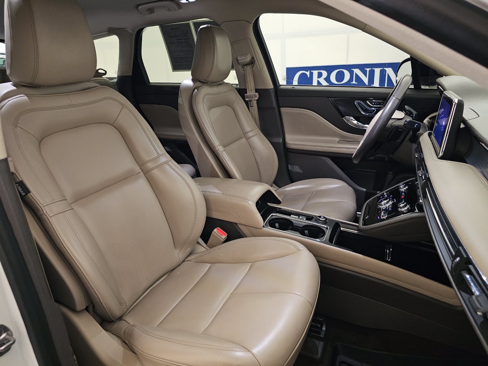 Used 2021 Lincoln Corsair FWD image 26