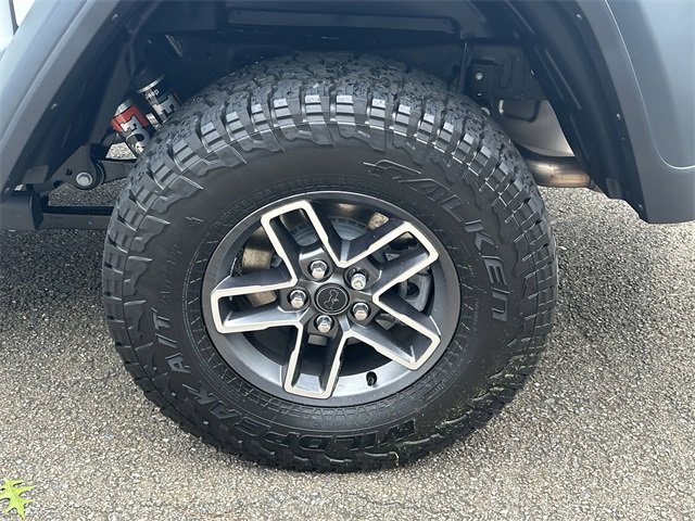 New 2025 Jeep Gladiator Mojave w/ Convenience Group image 19