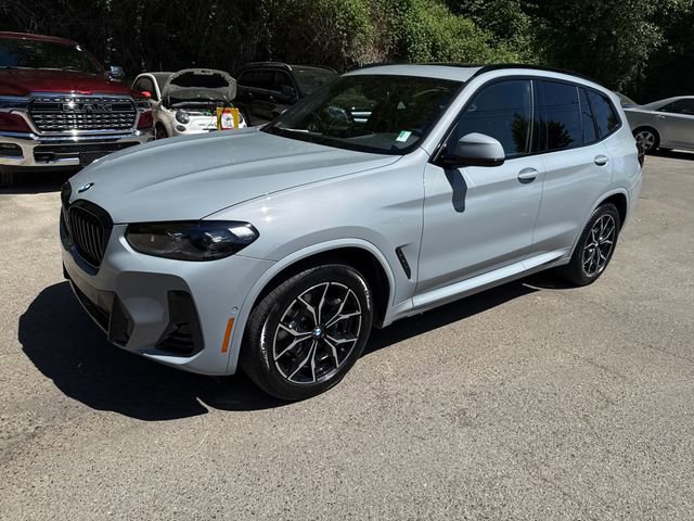 Used 2023 BMW X3 xDrive30i AWD/4WD image 3