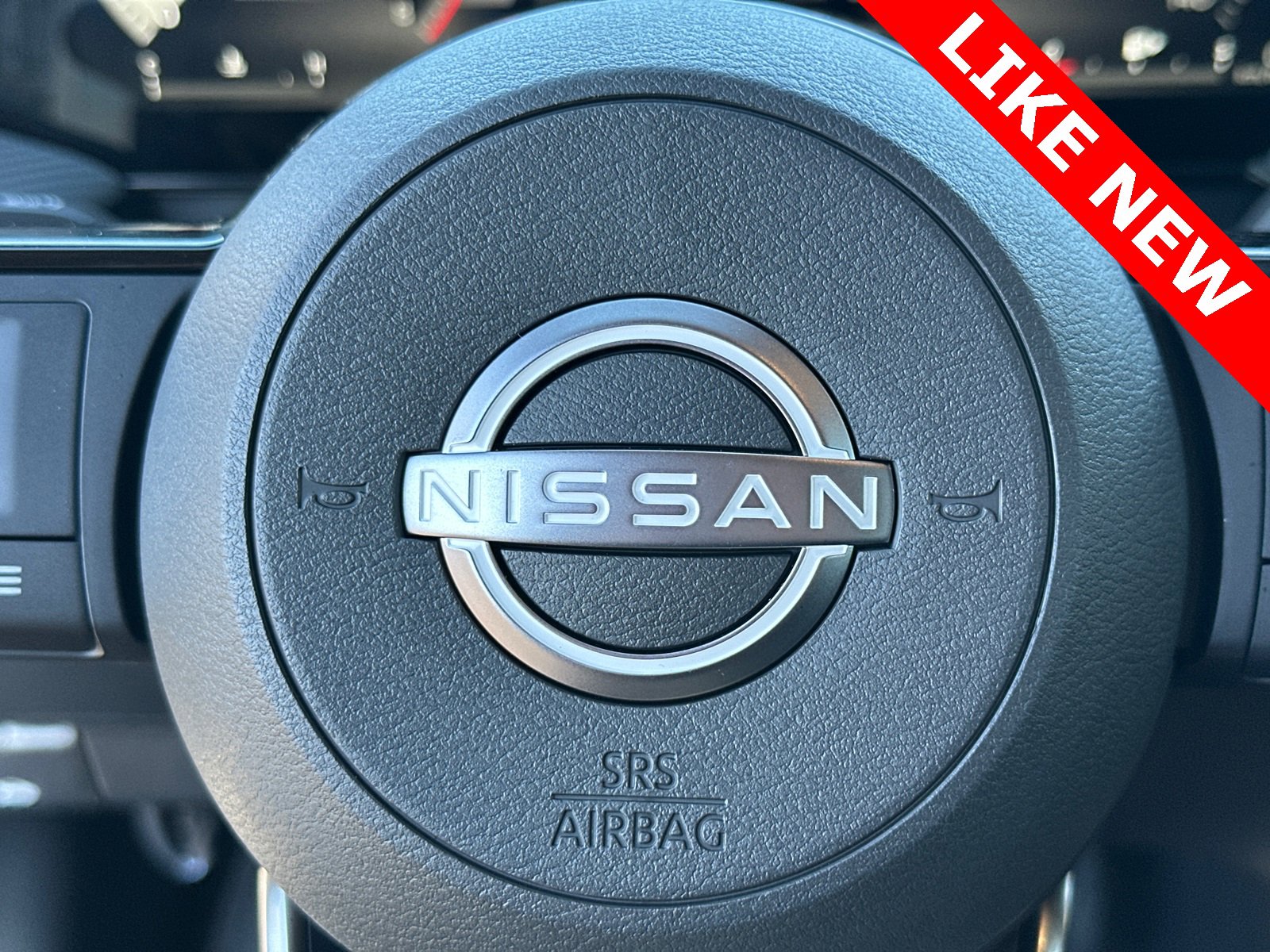 Certified 2025 Nissan Kicks SR image 24