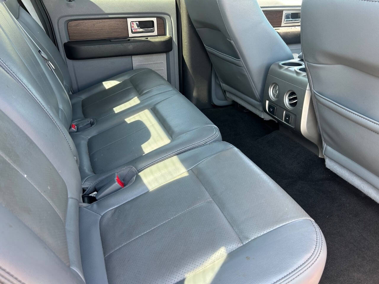 Used 2014 Ford F150 Lariat w/ Equipment Group 502A Luxury RWD image 14
