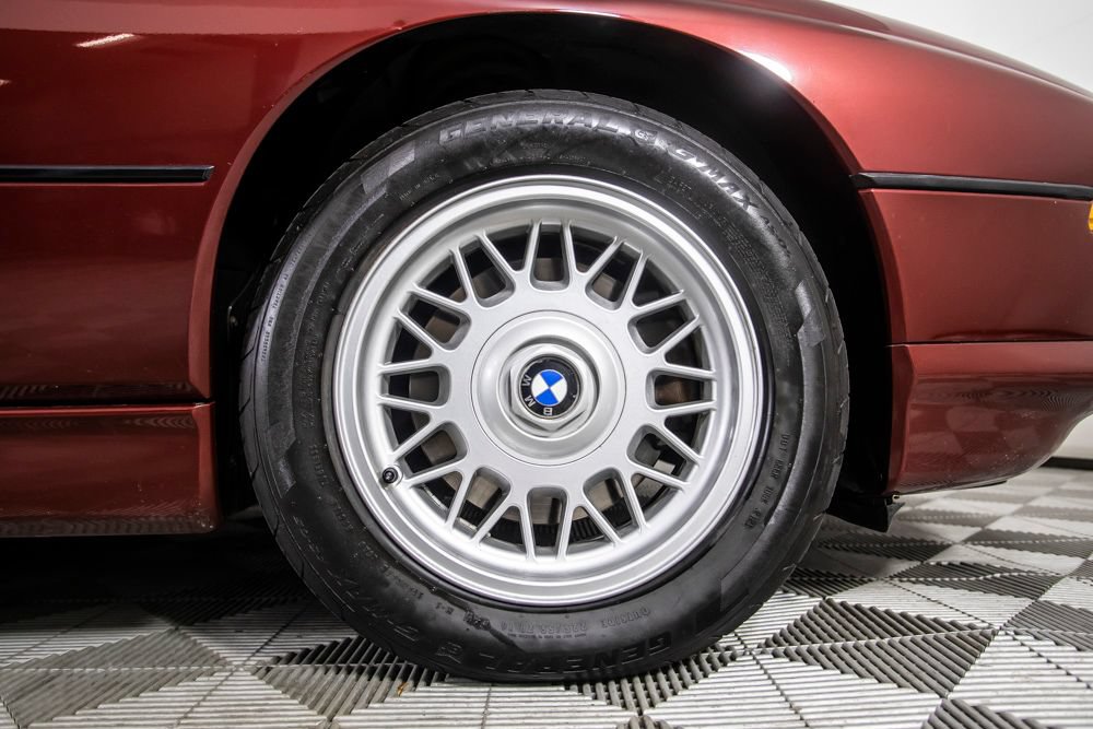Used 1993 BMW 850Ci RWD image 20