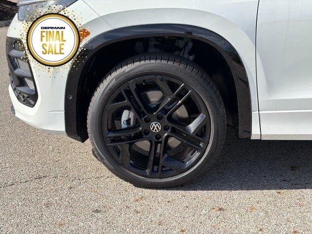 New 2026 Volkswagen Tiguan SE R-Line image 10