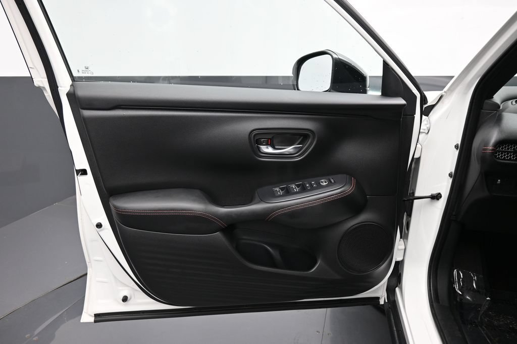 Certified 2024 Honda HR-V Sport image 18