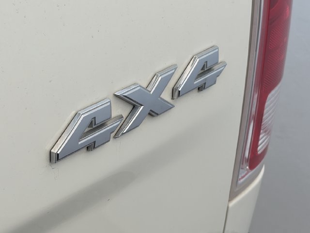 Used 2018 RAM 3500 Laramie w/ Protection Group AWD/4WD image 10
