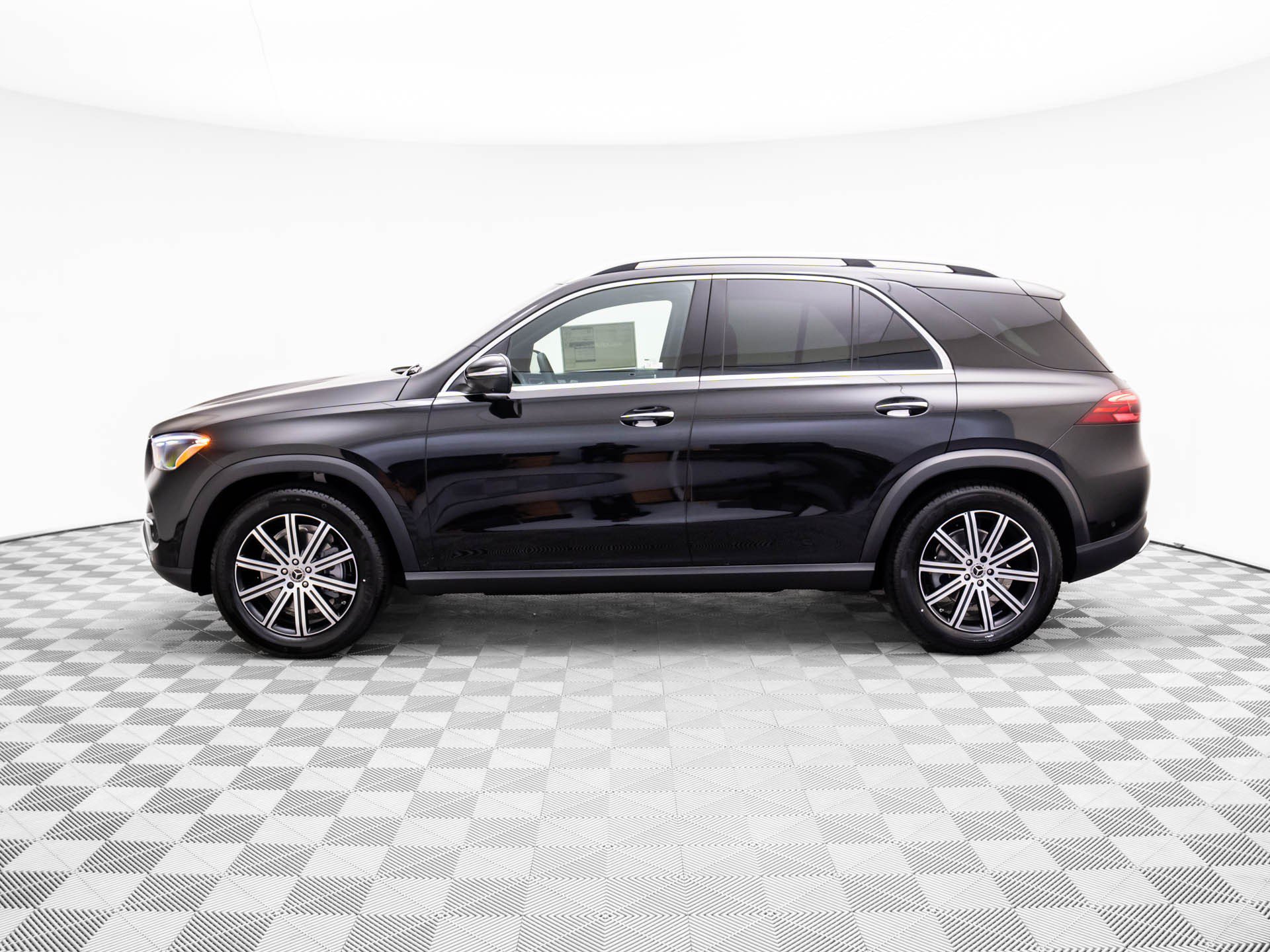 New 2026 Mercedes-Benz GLE 350 4MATIC image 2