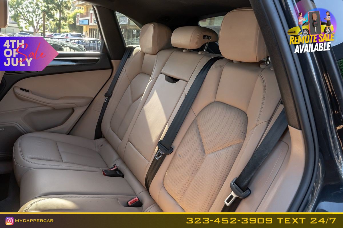 Used 2019 Porsche Macan AWD/4WD image 16