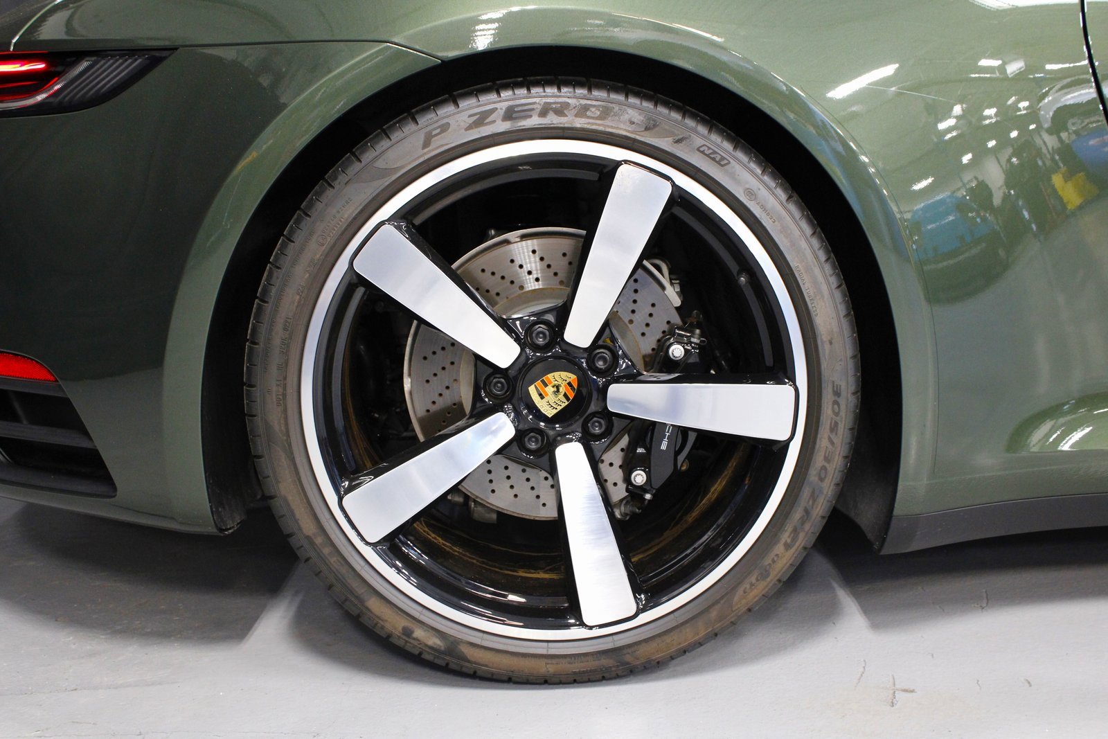 Certified 2021 Porsche 911 Targa 4S image 13