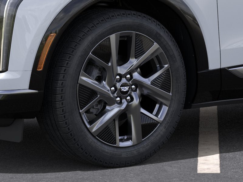 New 2026 Cadillac Optiq Luxury 1 w/ LPO, Floor Liner Package AWD/4WD image 9