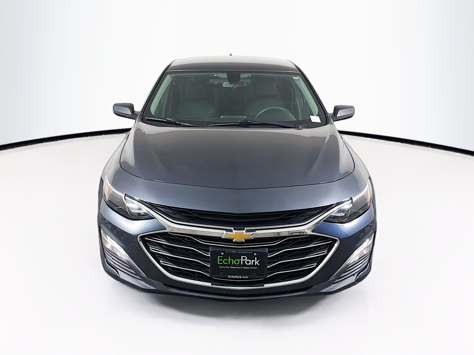 Used 2019 Chevrolet Malibu LS FWD image 2