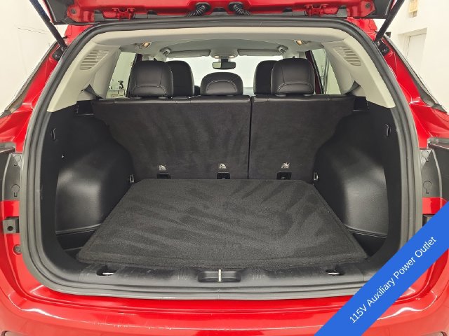 Used 2018 Jeep Compass Latitude w/ Popular Equipment Group AWD/4WD image 16