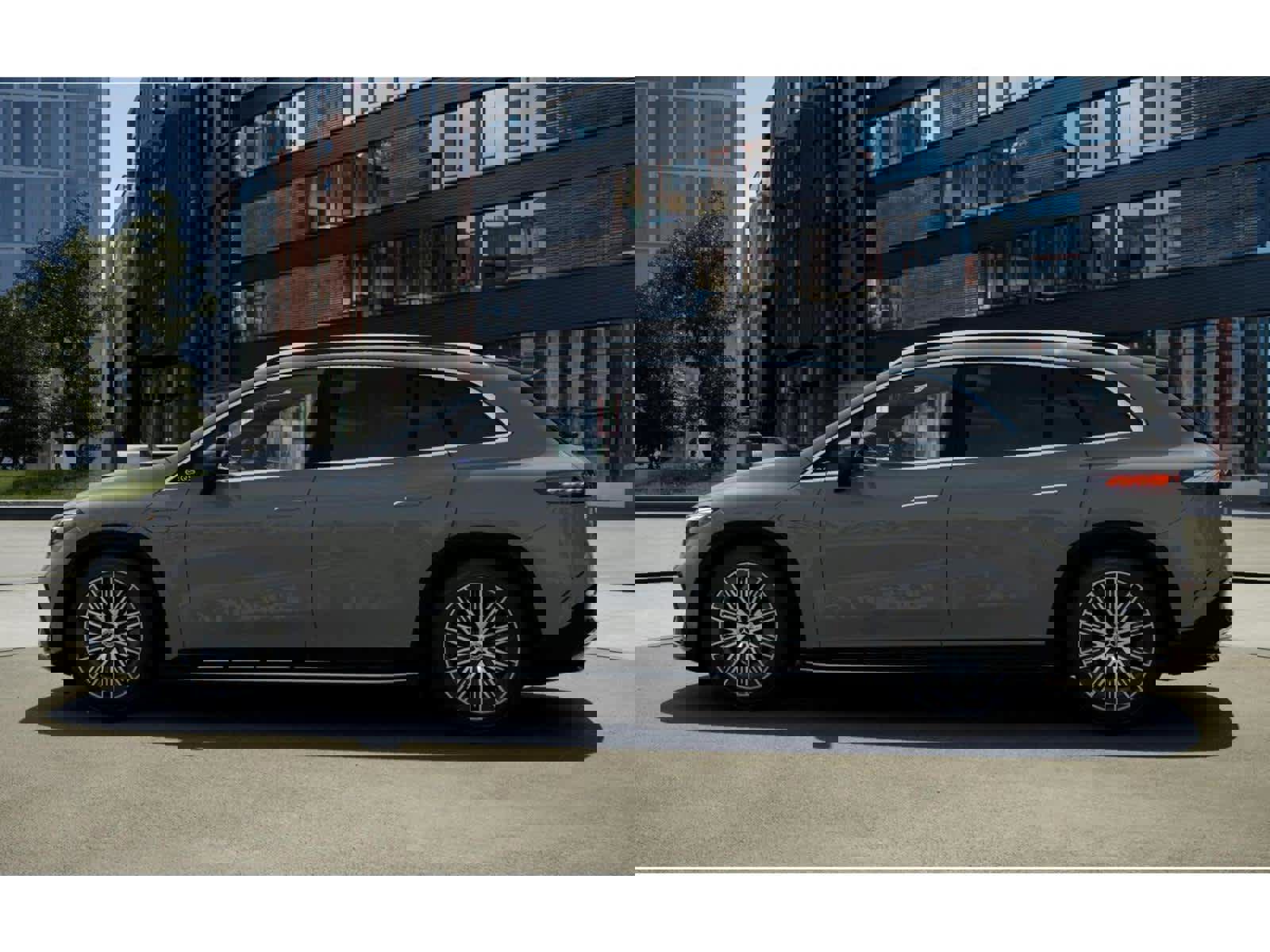 New 2026 Mercedes-Benz EQS 400 4MATIC SUV image 31