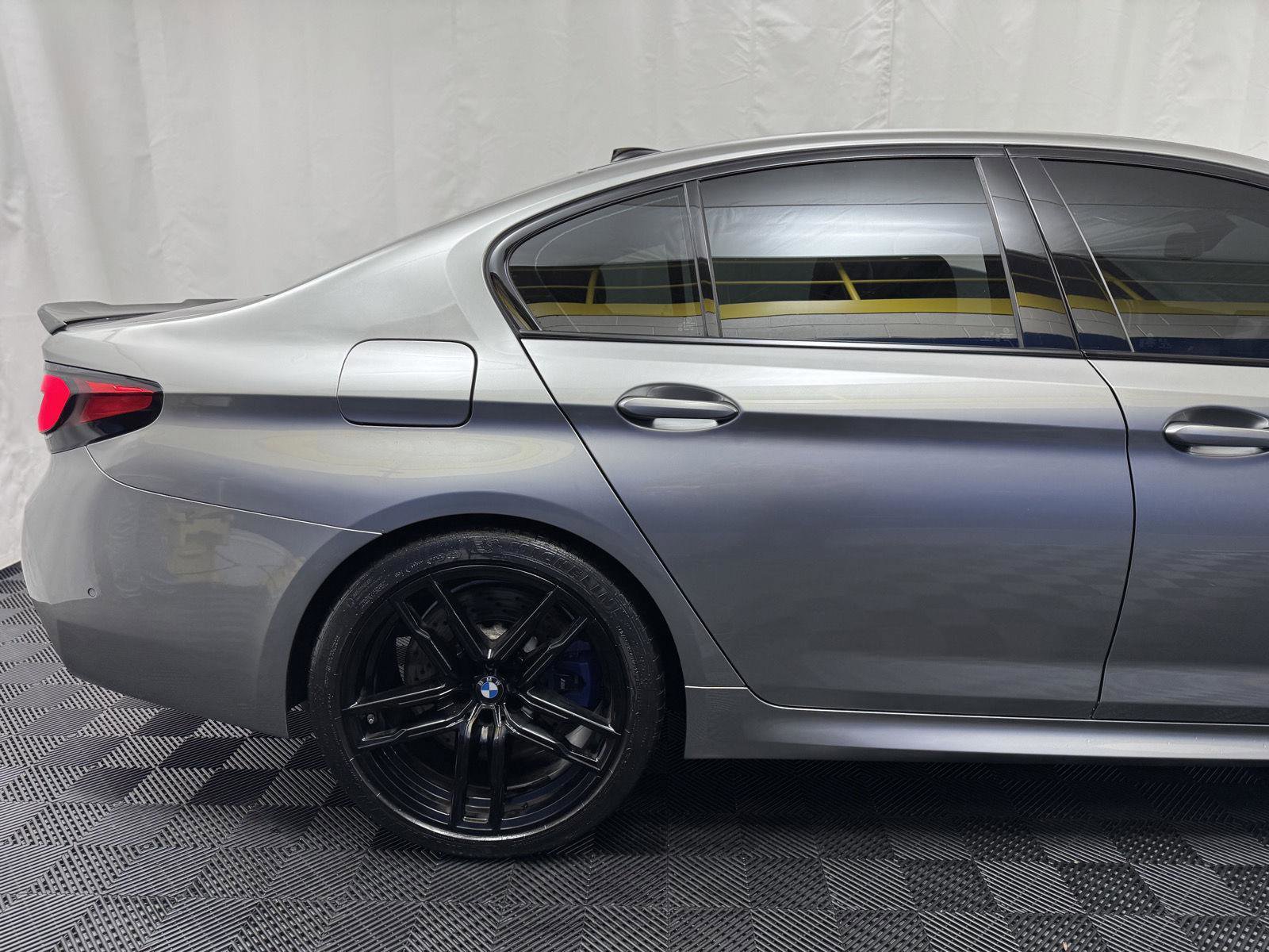 Used 2021 BMW M5 image 17