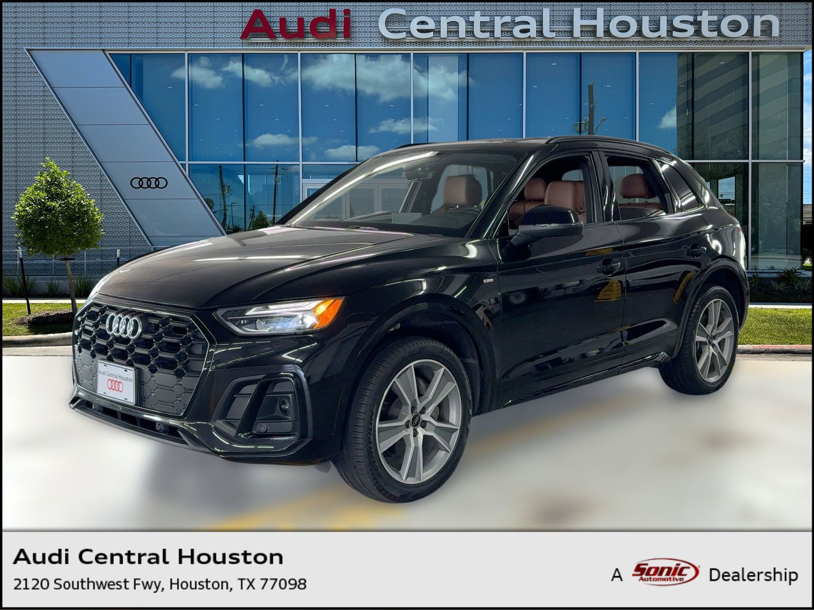 Certified 2025 Audi Q5 2.0T Premium w/ Convenience Plus Package