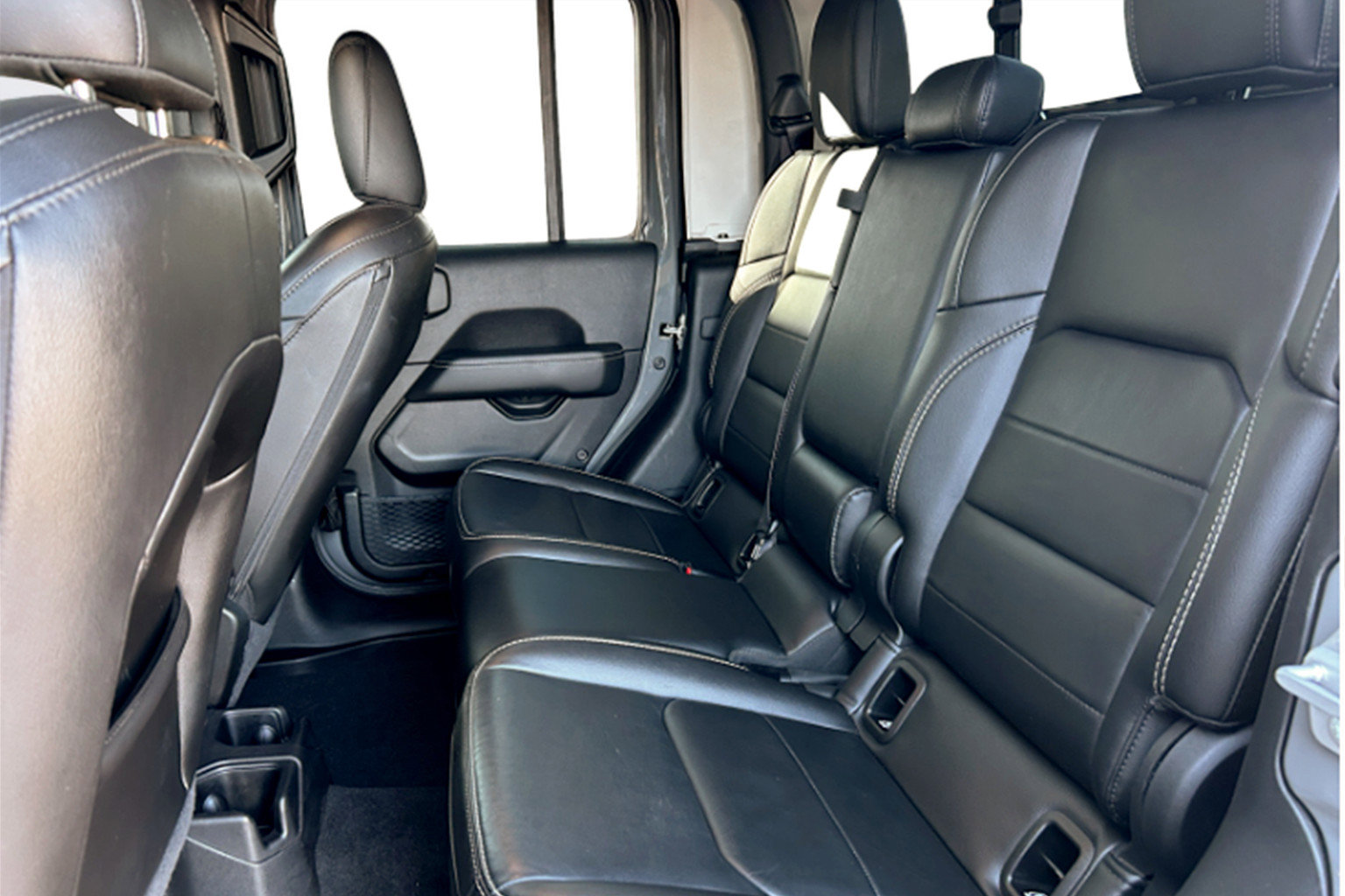 Used 2021 Jeep Gladiator Overland w/ Popular Equipment Package image 10