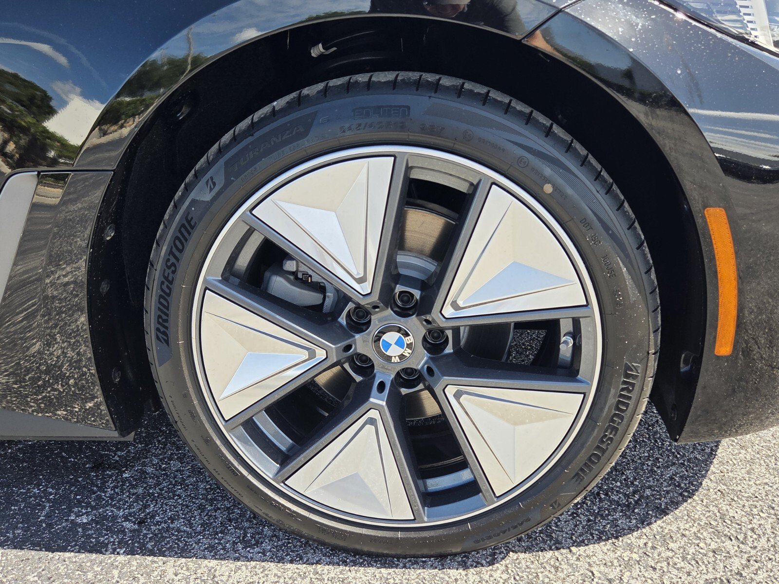 New 2026 BMW i4 eDrive40 w/ Premium Package RWD image 9