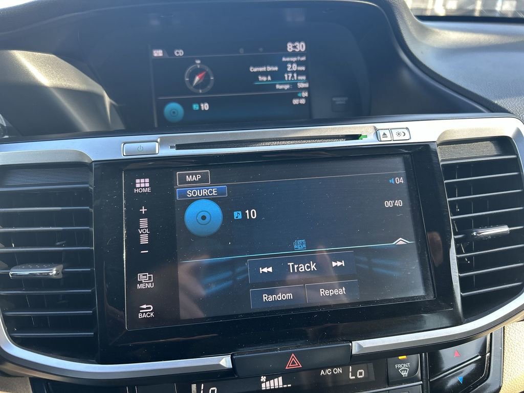 Used 2017 Honda Accord Touring image 16