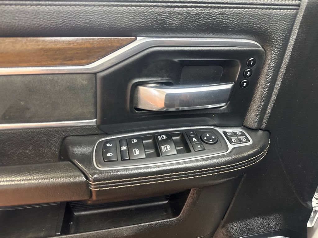 Used 2024 RAM 2500 Laramie AWD/4WD image 19