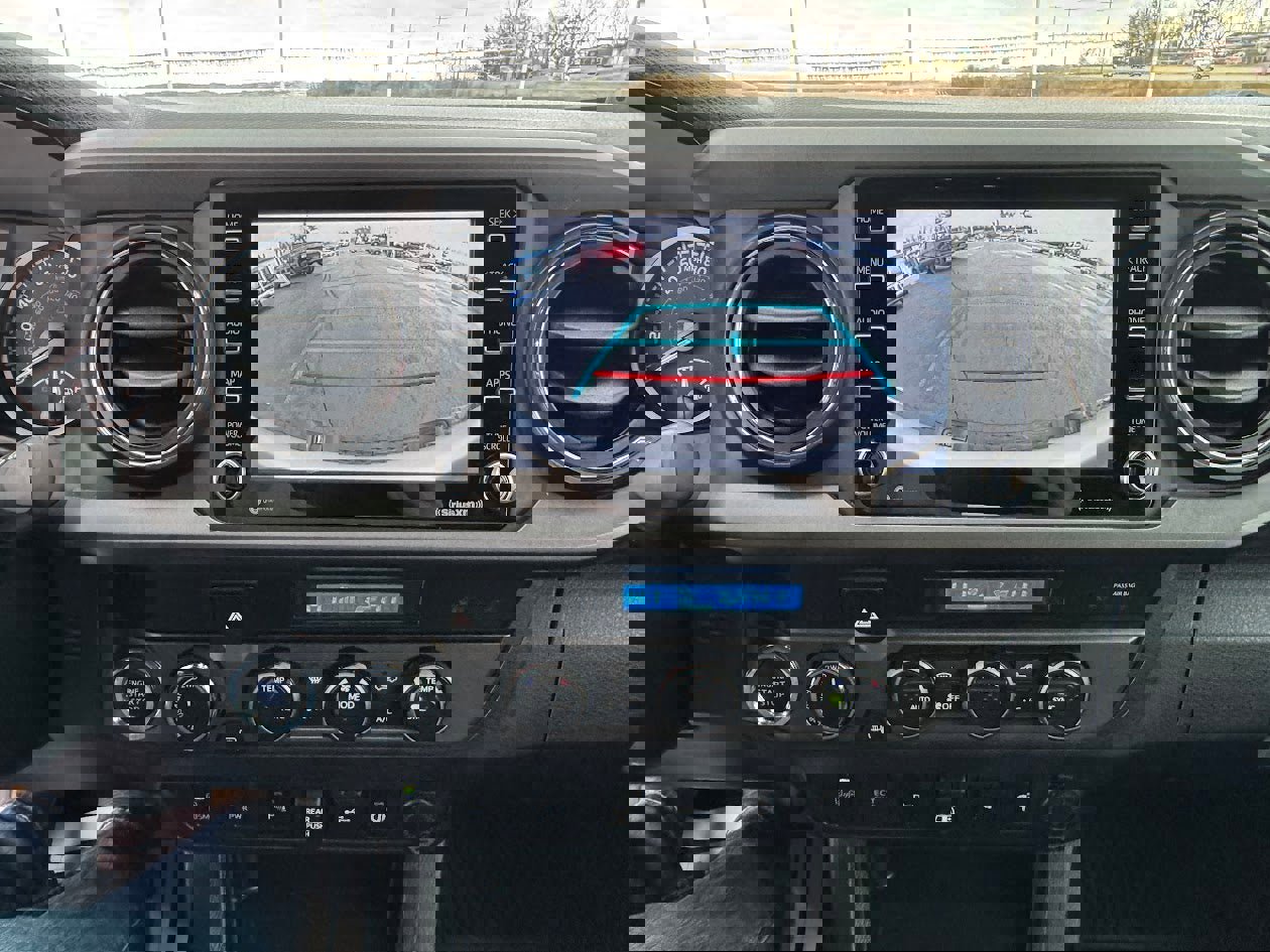 Used 2021 Toyota Tacoma TRD Off-Road w/ Technology Package image 14