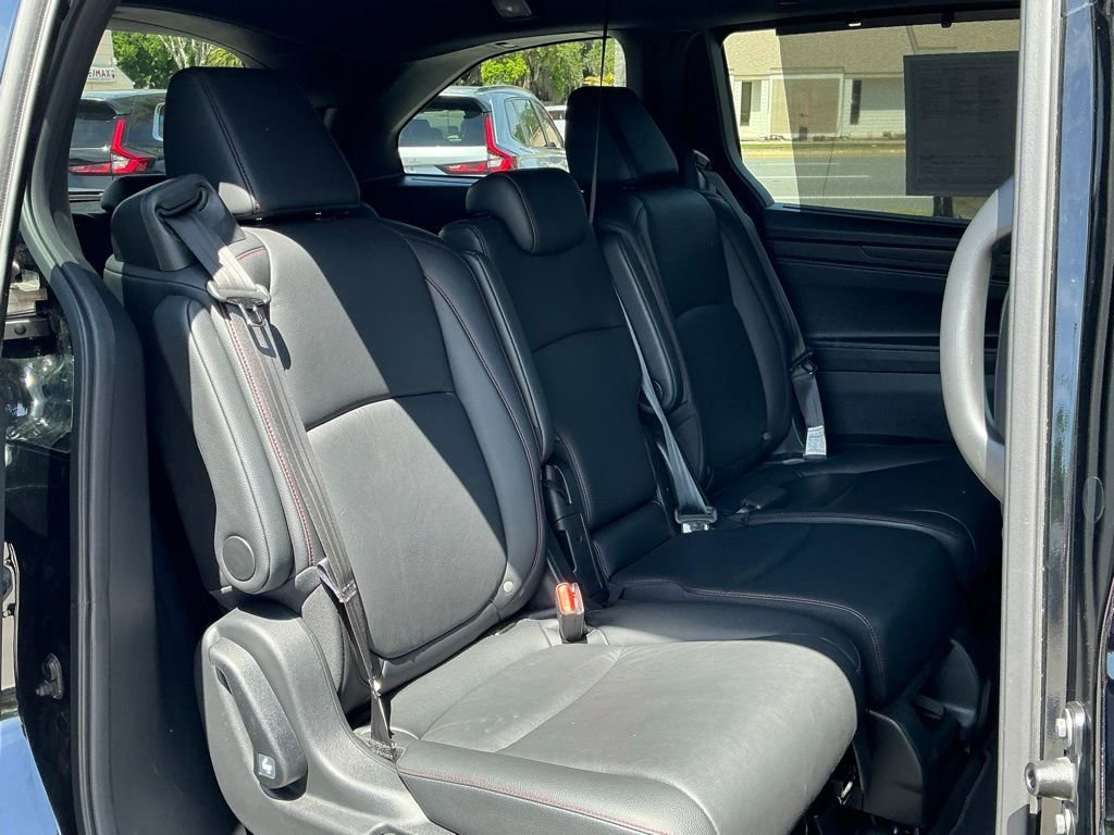 Certified 2025 Honda Odyssey Sport-L image 14