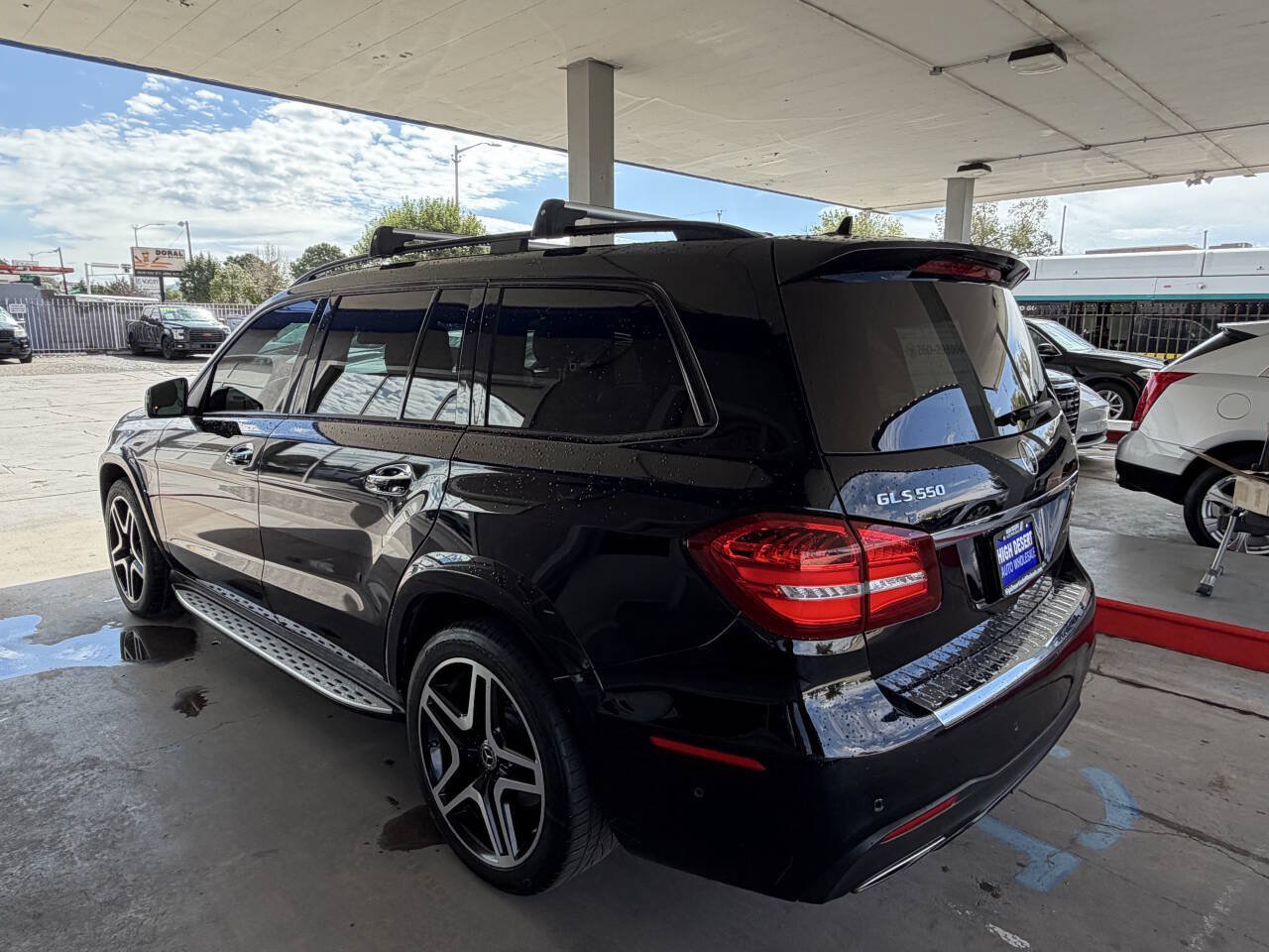 Used 2018 Mercedes-Benz GLS 550 4MATIC image 4