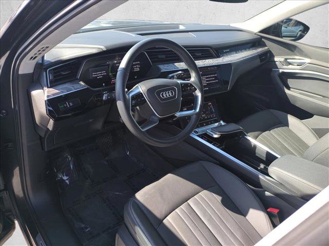 Used 2021 Audi e-tron Premium Plus w/ Premium Plus Package AWD/4WD image 10