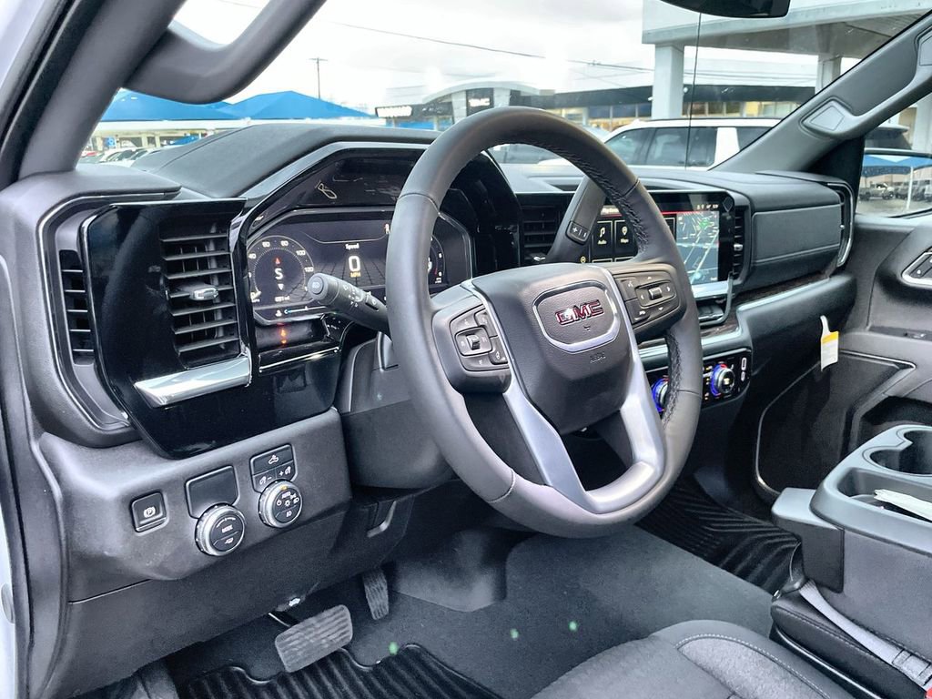 New 2025 GMC Sierra 1500 Elevation image 11