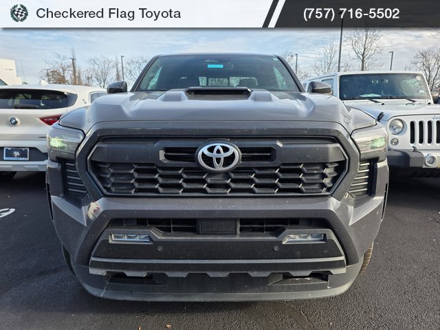Used 2024 Toyota Tacoma TRD Sport image 2