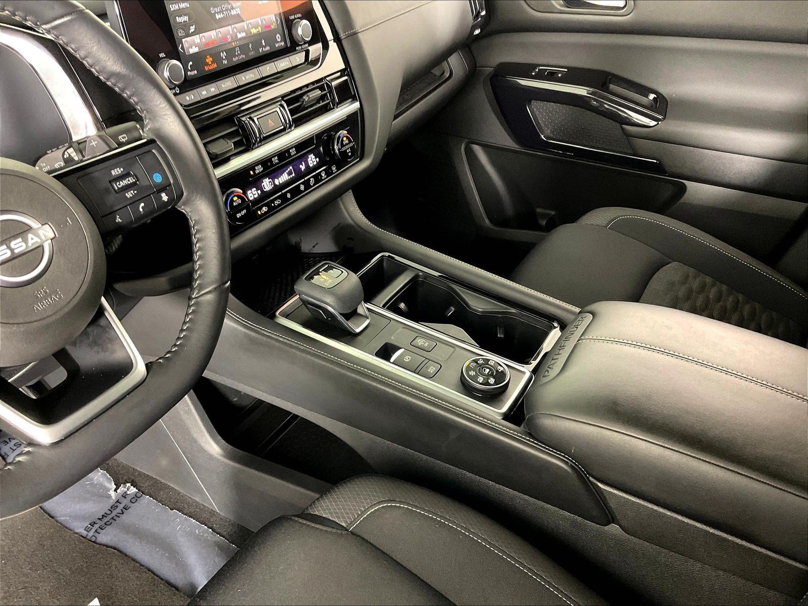 Certified 2022 Nissan Pathfinder SV AWD/4WD image 18
