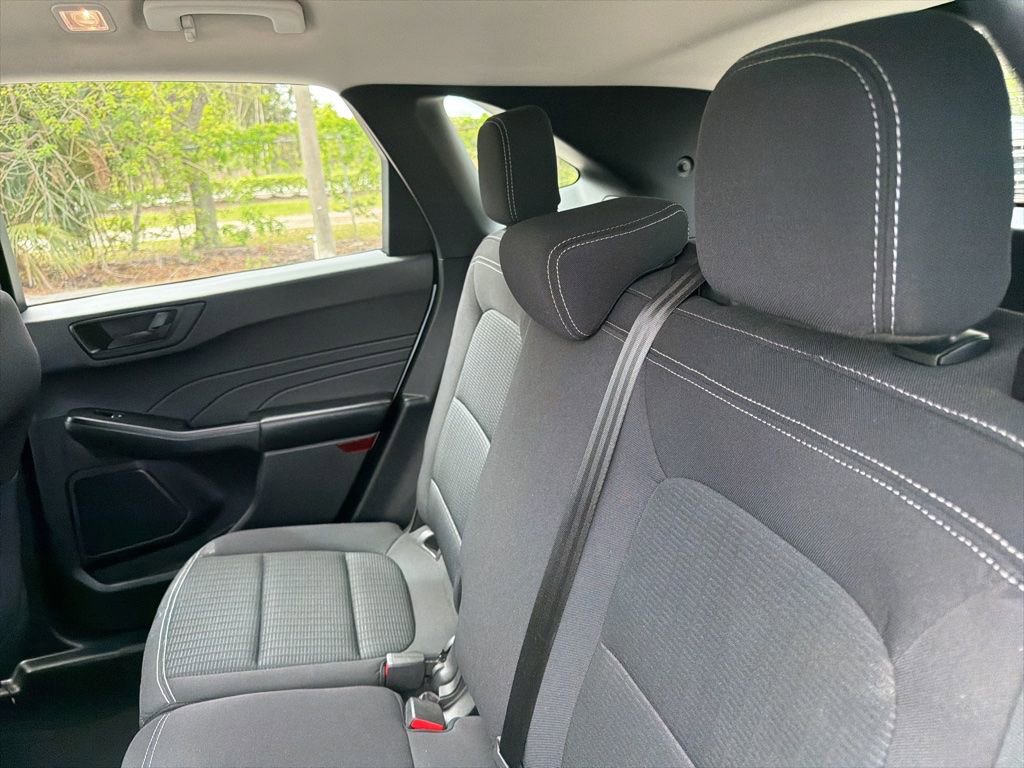 Used 2023 Ford Escape FWD image 11