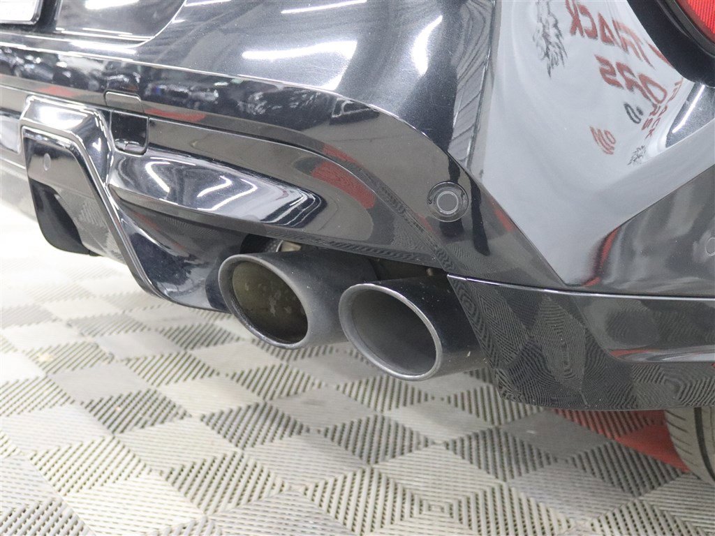 Used 2022 BMW X6 M w/ Competition Package image 9