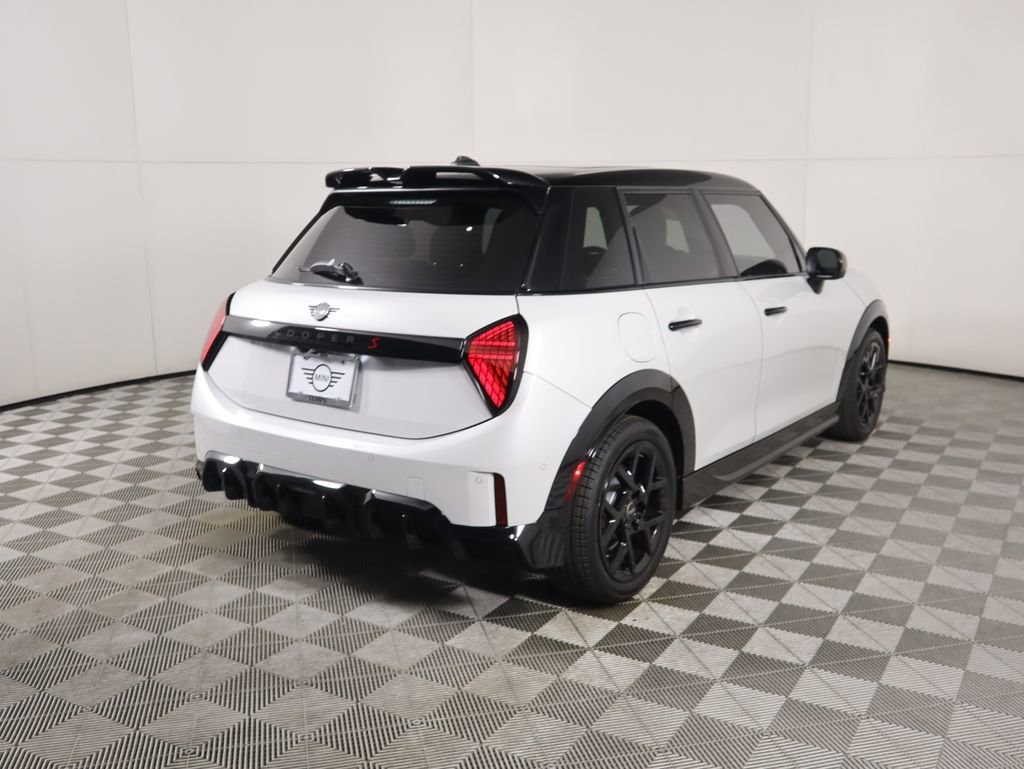 New 2026 MINI Cooper S image 5