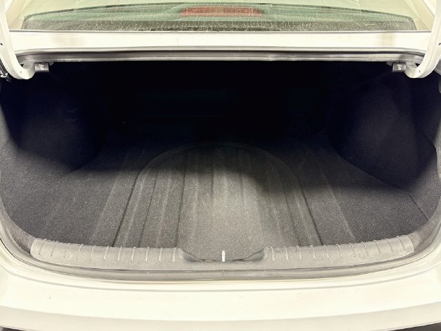 Certified 2025 Hyundai Elantra SEL FWD image 26