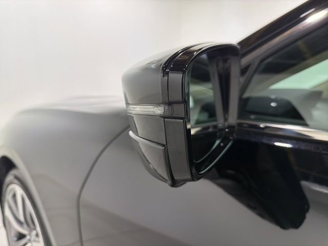 Certified 2023 Acura TLX SH-AWD w/ Advance Package image 9