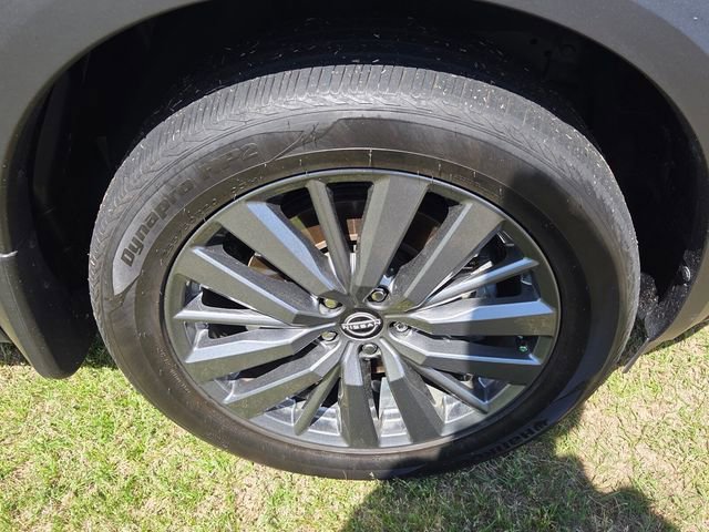 Used 2025 Nissan Pathfinder SL w/ SL Premium Package image 17