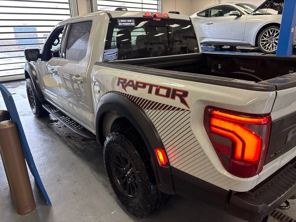 Used 2024 Ford F150 Raptor AWD/4WD image 7