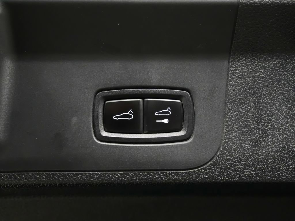 Certified 2022 Porsche Panamera 4 Executive image 14