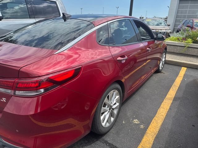 Used 2018 Kia Optima S w/ Panoramic Sunroof Package FWD image 40