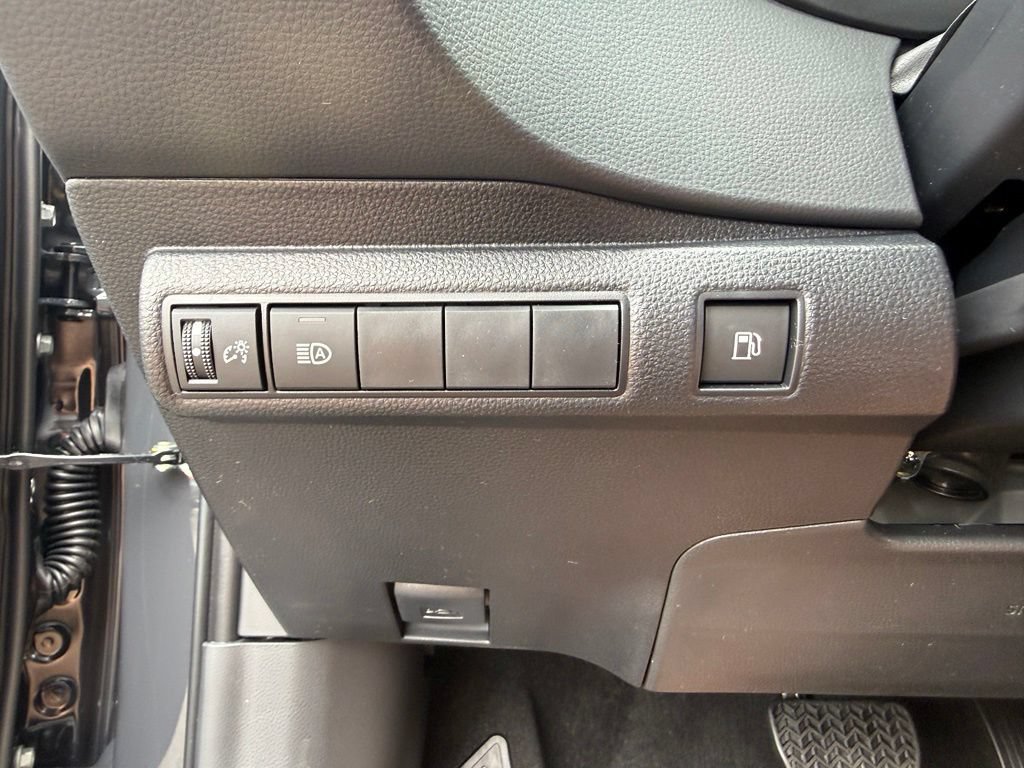 New 2026 Toyota Corolla XLE FWD image 18