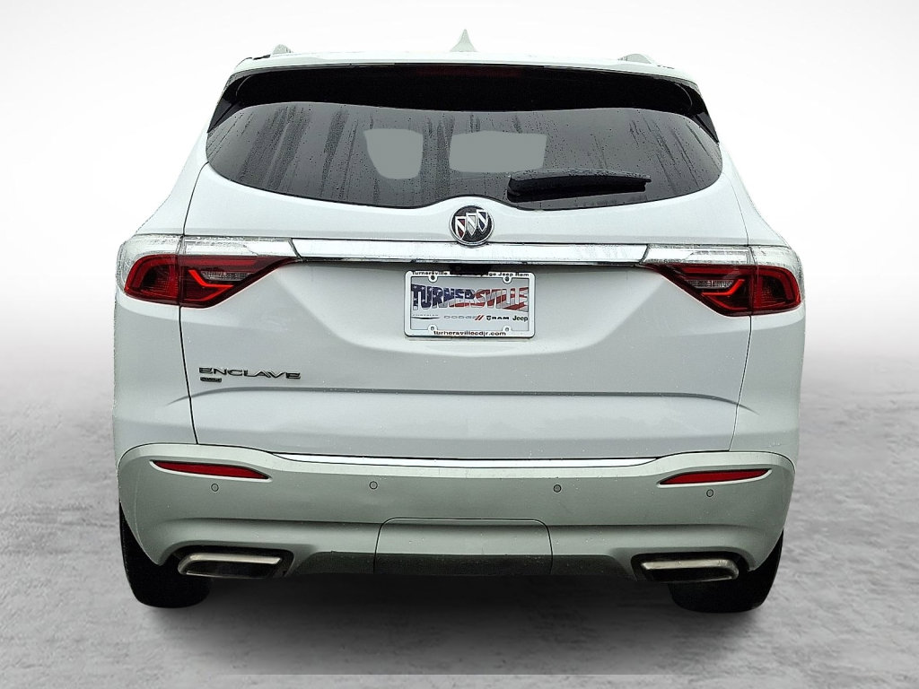 Used 2024 Buick Enclave Premium image 4