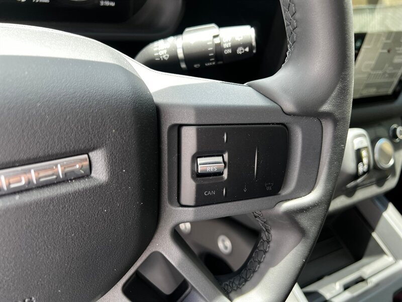 Used 2025 Land Rover Defender 110 S AWD/4WD image 32