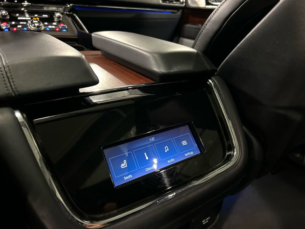 Used 2023 Lincoln Navigator Reserve image 28