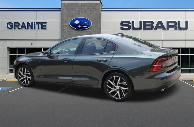 Used 2020 Volvo S60 T5 Momentum FWD image 7