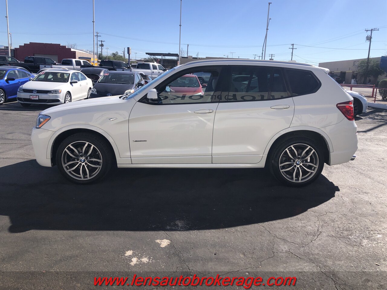 Used 2017 BMW X3 xDrive28i AWD/4WD image 5