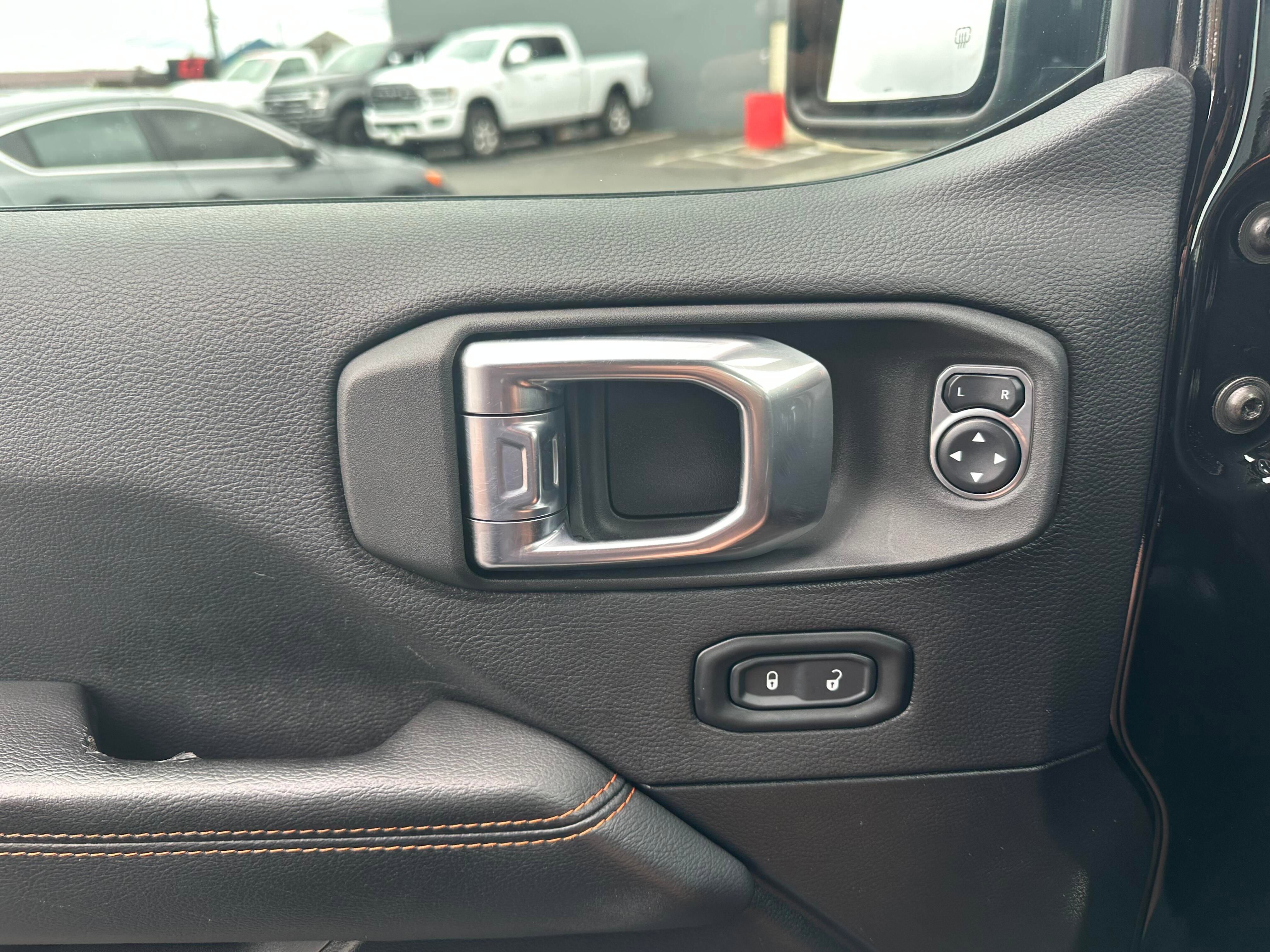Used 2021 Jeep Gladiator Mojave image 29