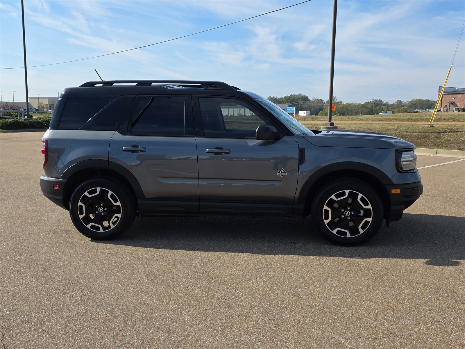 Used 2024 Ford Bronco Sport Outer Banks w/ Tech Package image 9