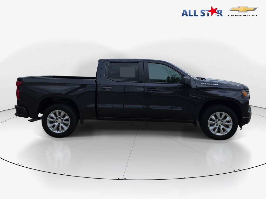 Used 2023 Chevrolet Silverado 1500 Custom RWD image 2