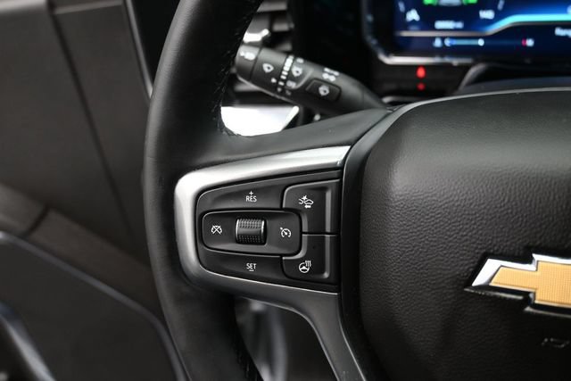 Used 2023 Chevrolet Silverado 1500 LT AWD/4WD image 9