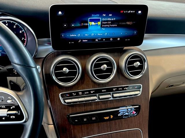 Certified 2022 Mercedes-Benz GLC 300 4MATIC image 30